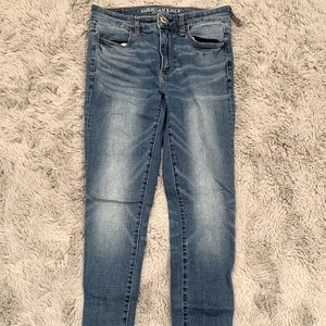 American Eagle super stretch jeans
